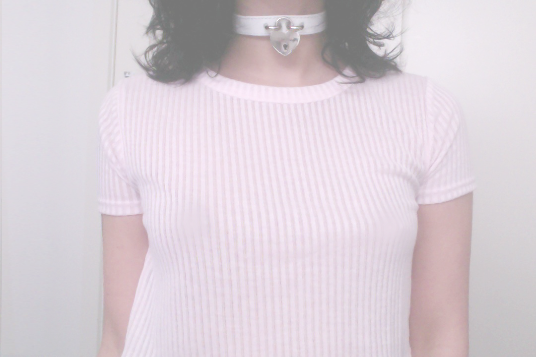 mermaid-lice:  collared dolly 