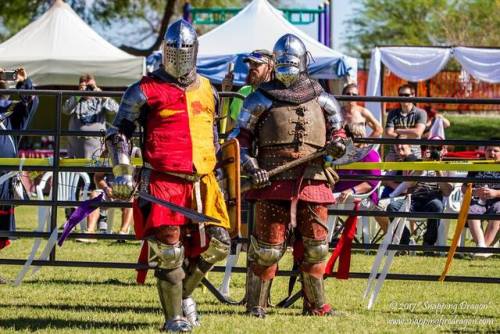 nerdofwar:Fighting at the Armored Combat League nationals. I kicked some ass and showed my 1 vs 1 sk