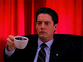 lynchead:  Iconic Scenes - Twin Peaks: Beyond adult photos