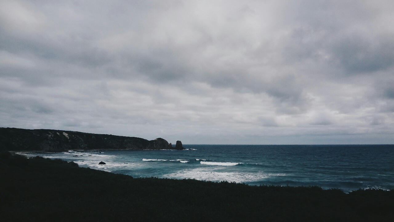 wolfdeyre:  i want to go back, and never leave. 
