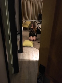 pickmeup-sortmeout-calmmedown:Daddy went out to dinner last night knowing he had 3 little fuckholes chained up back at the hotel to abuse on his return.