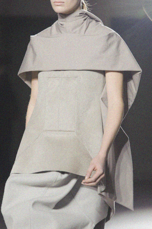 08061991:  Rick Owens fall/winter 2015