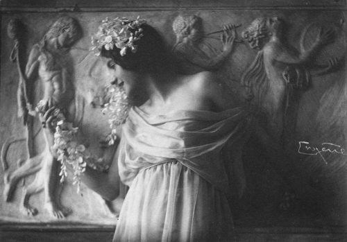 onlyoldphotography: Frank Eugene: Fritzi von Derra - The Greek Dancer, 1900s