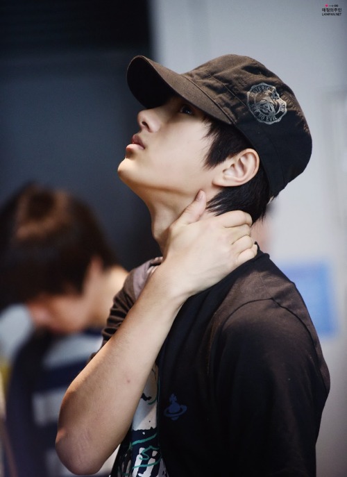fyeah-infinite:  131014 Incheon Airport Arrival © lkimfan || Do not edit. 