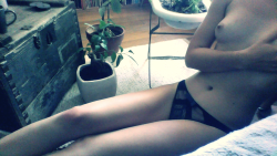 medusasdildo:  feeling inspired by my friend’s apartment.  also these are new panties :3 