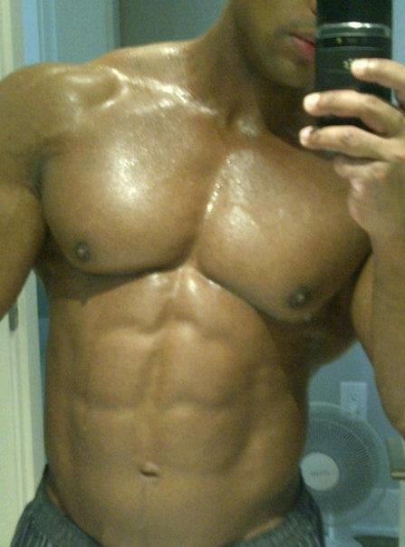 talldaddy:  http://talldaddy.tumblr.com/archive 