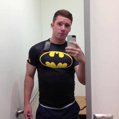 howtokillasuperhero:  Someone buy this man the shirt 