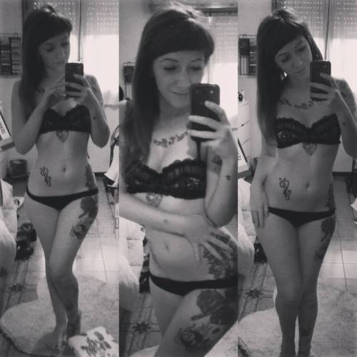 Black and white selfies :D #suicidegirls #italiansuicidegirls #candyhell_suicide