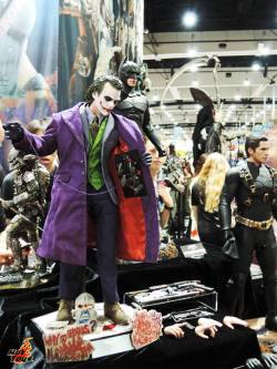 Batmannotes:  Batman &Amp;Amp; Justice League Figures@ Sdcc 2017From Hot Toys