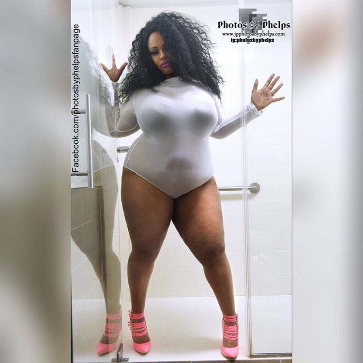 shoot with  Bella @plusmod_bella_raye had to cool off with a shower shoot. Once again