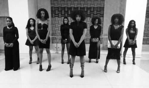 tina-rose: diaryofakanemem: chizohfro: Black Queens. We Were Inspired. This is dopeeee PERFECT