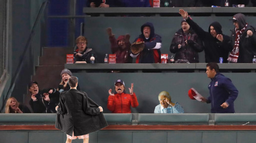 Photoshop Battles: Freaked out Red Sox fans from an oncoming home run. | sources