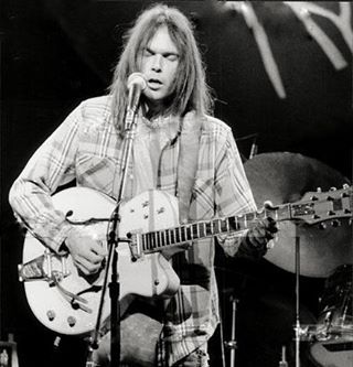 #neilyoung #whitefalcon #gretch #1976 #peaceofmind