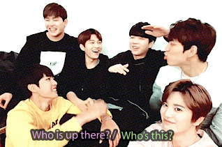 star-hoya: Dance machine no. 2 - ‘Woohyun’ finally giving INFINITE’s official dance machine - ‘Hoya’ some credit. XD