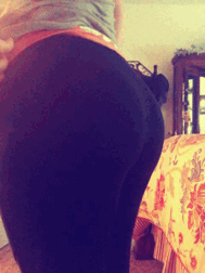 lamebutmynsfw:doing a request;)