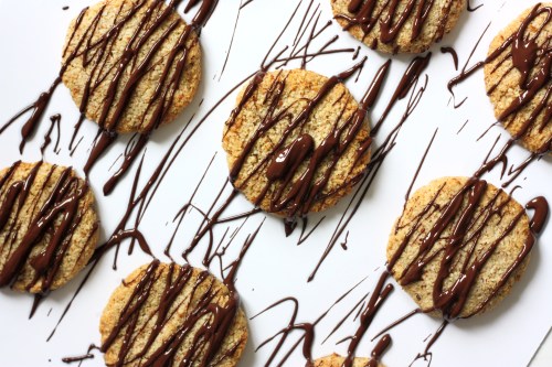 Healthy Vanilla Almond Cookies
