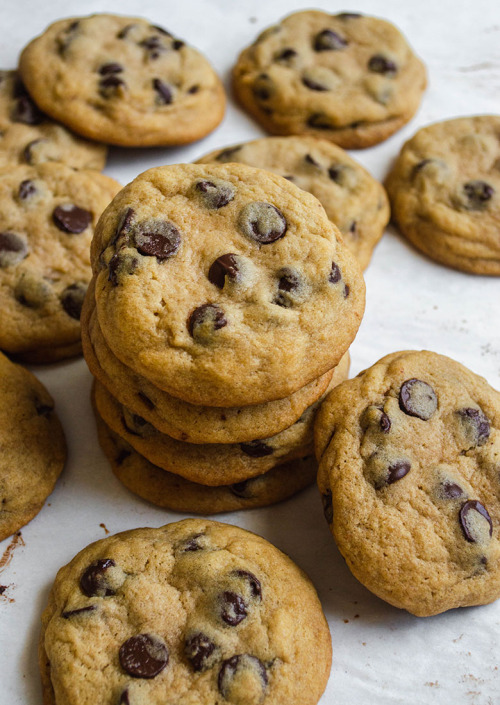 sweetoothgirl:  Perfect Chocolate Chip Cookies  