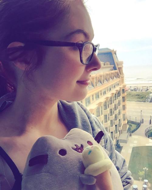 First time at Miss America is in the books! Farewell Atlantic City from Pusheen and I!