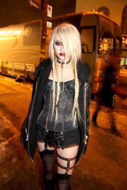 whoreattitude:  Gothic style