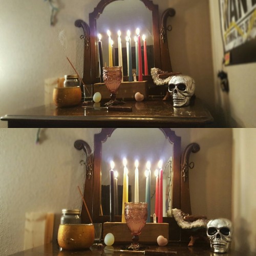 stormwaterwitch:polyamoryfromoureyes:I love my alter so much.I love your altar set up! <3