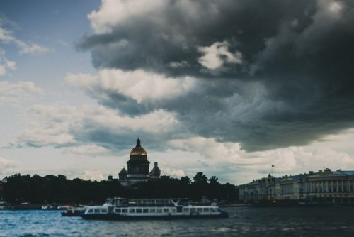 melodyandviolence: Saint Petersburg, Russia by  Liza Medvedeva