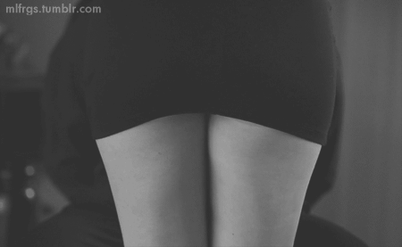 SANS PANTIES!