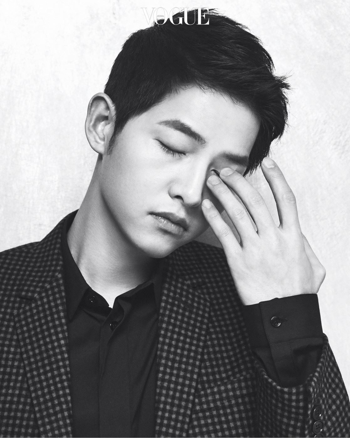 Song Joong Ki's Eccentric Louis Vuitton Pictorial for GQ Magazine Sparks  Mixed Opinions