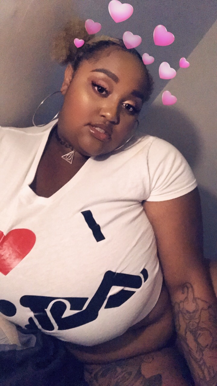 anyaithesaiyan: Rough and tough in my Afro puffs ✨