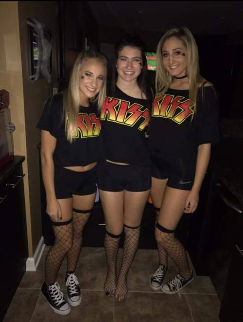 XXX hotvhteens:  Last Halloween! photo