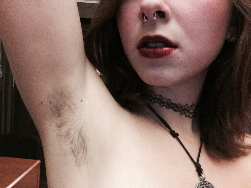 psychoticartist:Current aesthetic: red lips and hairy pits