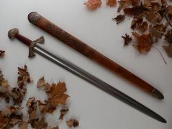 art-of-swords:Handmade Swords -  Fall Sword