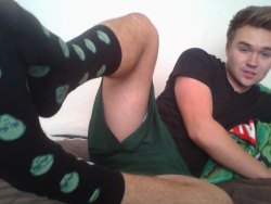 Snorlaxatives:  Yoooooooo Thanks To Whoever Got Me These Alien Socks From My Wishlist