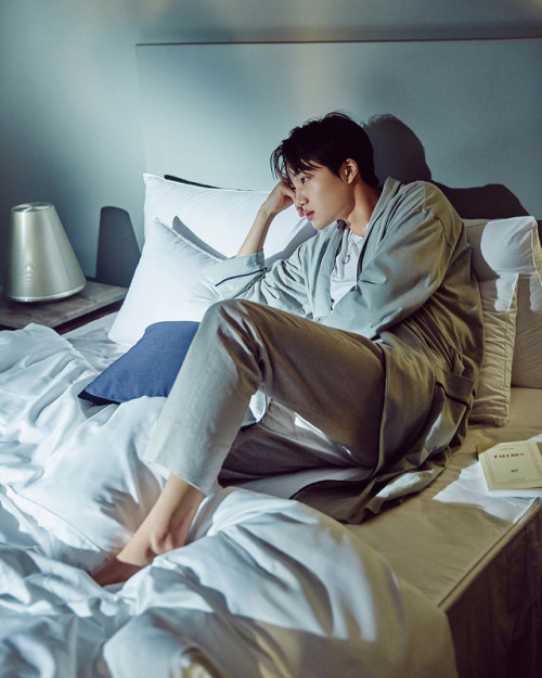 [180322] Wkorea Instagram Update