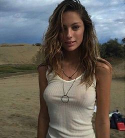 Nice tits, see through white shirt - Gallery Porn Photo Pics