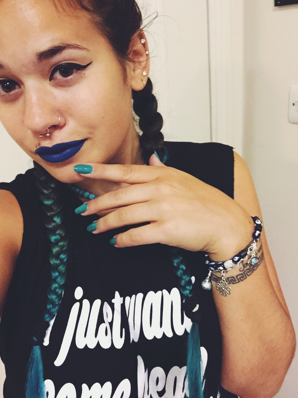 shaqdeva:  uncharted1:  nastynafsi:  👀👋🏾  same piercings af  Yes girl!