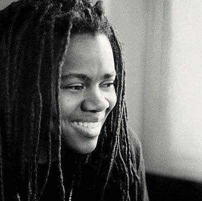 oldloves:
Tracy Chapman and Alice Walker were in a relationship when they both lived in Brooklyn in the mid 1990s.
Walker discussed the relationship with an interviewer in The Guardian in 2006:
“"Why was it kept so quiet at the time? "It was quiet to you maybe but that’s because you didn’t live in our area,” she answers with a throaty laugh. She has written about the relationship in her journals, which she plans to publish one day. 
So why did they decide against using their relationship to make a big social impact like other celebrity lesbian couples, such as Ellen DeGeneres and Anne Heche, have in the past? The idea seems to amuse her. “I would never do that. My life is not to be somebody else’s impact - you know what I mean? And it was delicious and lovely and wonderful and I totally enjoyed it and I was completely in love with her but it was not anybody’s business but ours.”“ 
