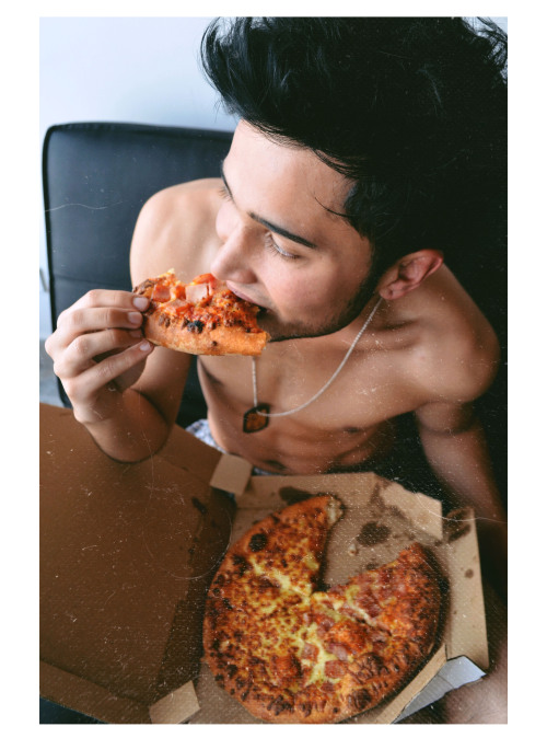 sonho-de-meninos:  ♥