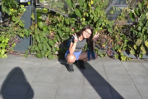 Mariana. 20. I love cats and going to Disney to avoid responsibilities. Just looking for friends in 