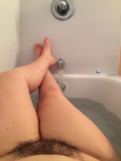 omgbabyruth:  Bath time 