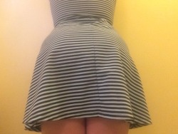 tinyandchubby:  Aren’t dresses the best?