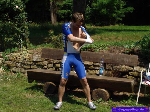 cyclist4580:  cyclist4580 | LOVE LYCRA? | REBLOG 
