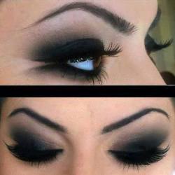prettymakeups:  Would you wear this chic makeup?   Good idea for Xmas :)