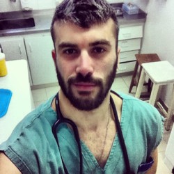 haus-o-ass:  manpit209:  Are you fuckin’ kidding me? I’d love to have this dude as my nurse. WOOF! activeflamingo:  writtenrealization:  jotter206:  Hello nurse!  So i’ve come for a check up. Everywhere please.    WOOF