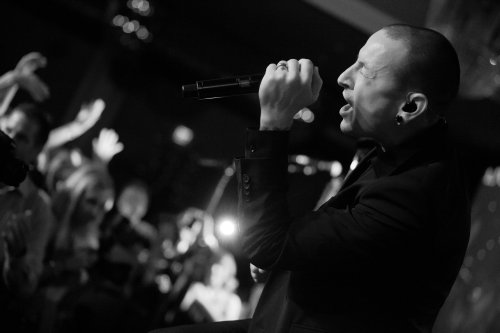 Stone Temple Pilots with Chester Bennington “Stars of The Season”  16 pictures of Stone 
