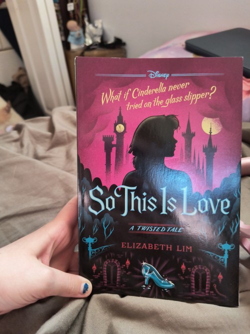 LOOK WHAT MY MOM GOT ME!!! :D