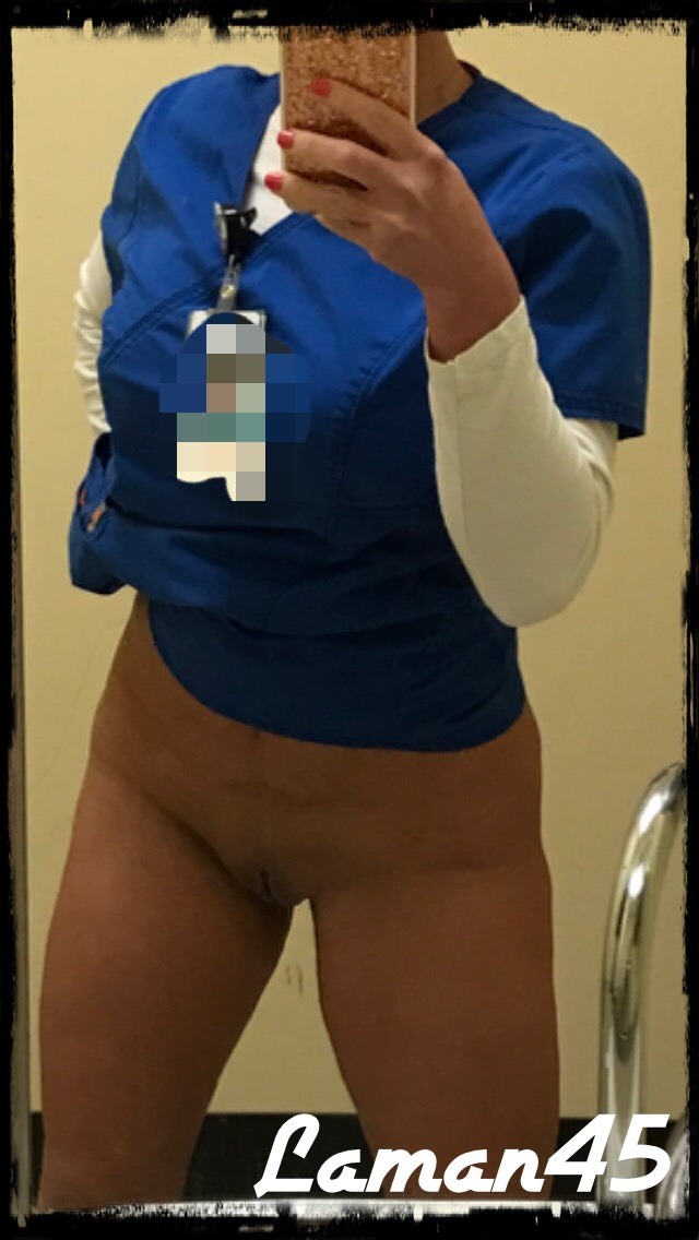 laman45:  Happy MILF Monday from work.