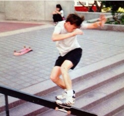 bad-culture:  euo:  Ed Templeton  A young Deanna Templeton in the background hanging out too. Such a perfect couple 