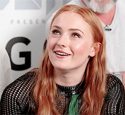 krystenrittrer-deactivated20210: Sophie Turner l Comic-Con International 2015  at the San Diego Convention Center 