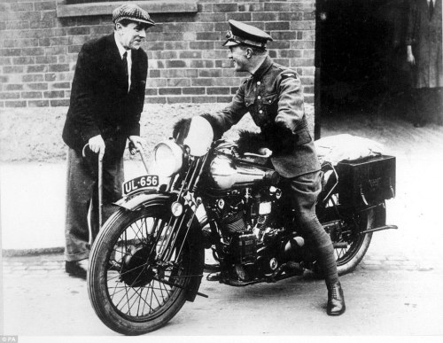 chrisgaffey: TE Lawrence owned eight motorcycles manufactured by George Brough.  Hand built in 