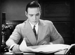 rudolphvalentino:  Rudolph Valentino in Cobra (1925). 